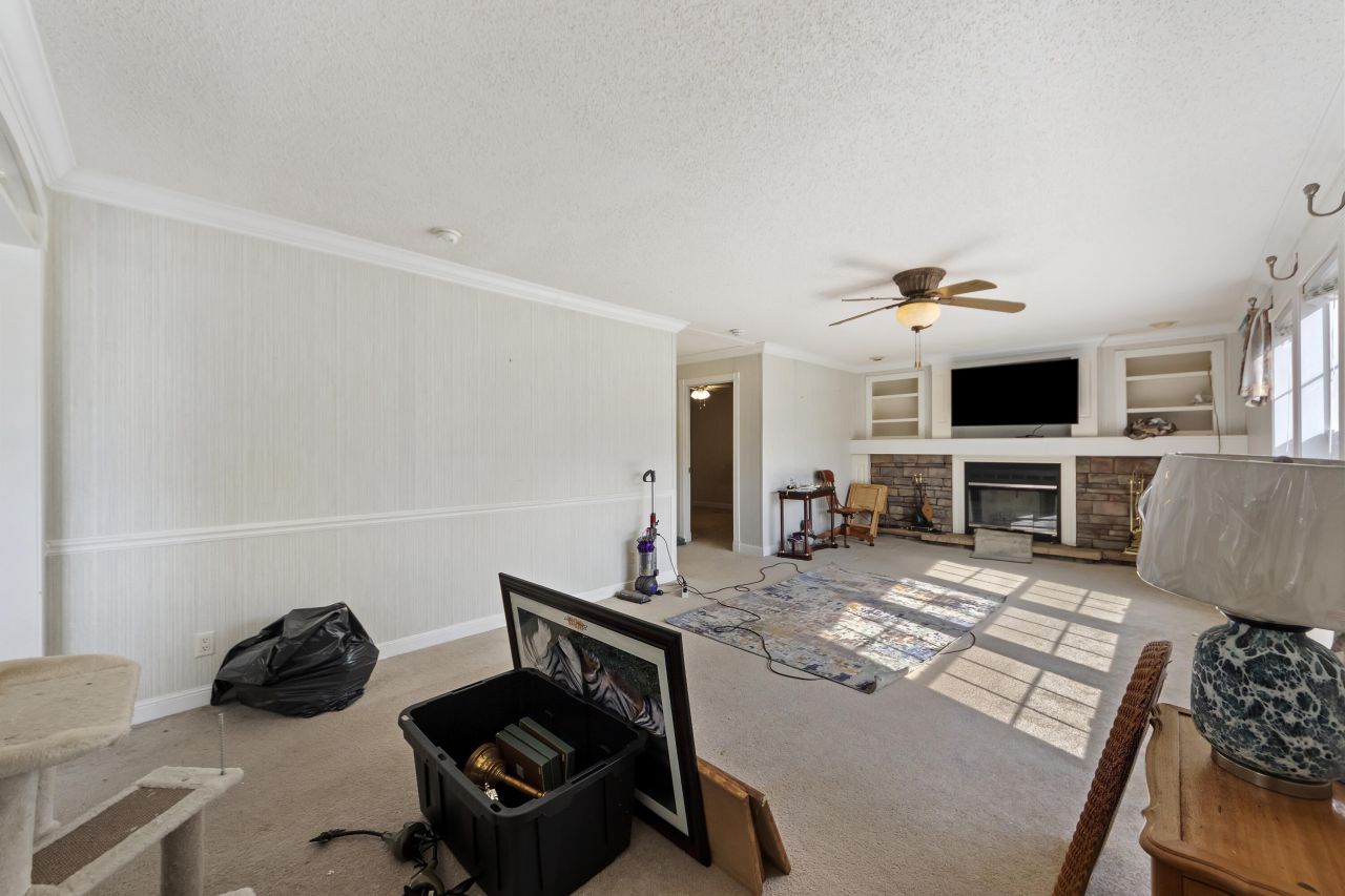 249 Hammock Street Photo 9