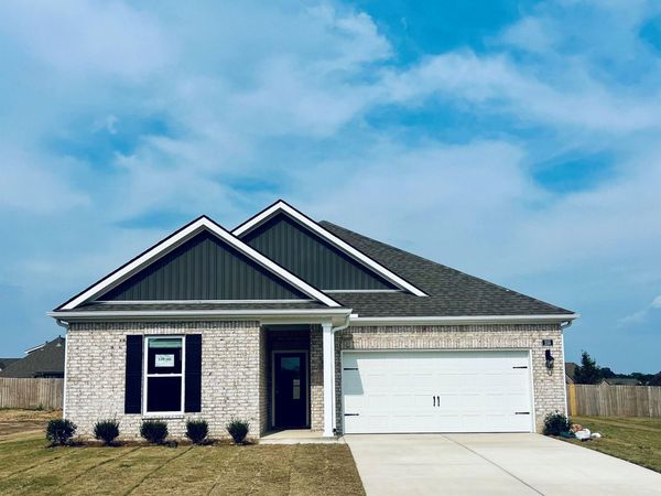 165 KIPLING DR, Oakland, TN 38060