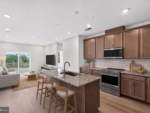 421 WASHINGTON STREET, Unit 212 FIREST, CONSHOHOCKEN, PA 19428