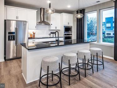 453 WASHINGTON STREET, Unit 107 IVY, CONSHOHOCKEN, PA 19428