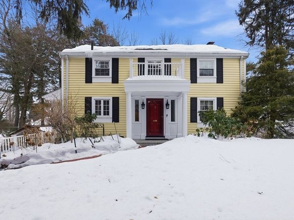 560 Worcester St, Wellesley, MA 02481