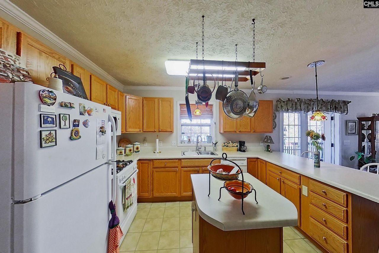 15 Bell-tel Drive Photo 36