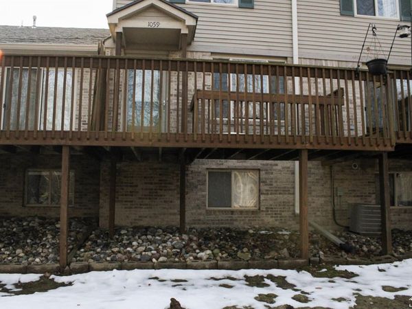 1059 Old Leake Court, Holly, MI 48442