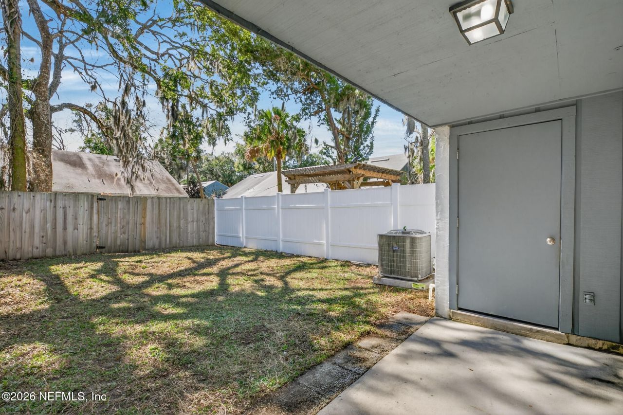 1270 Wonderwood Drive, Jacksonville, FL 32233 Photo