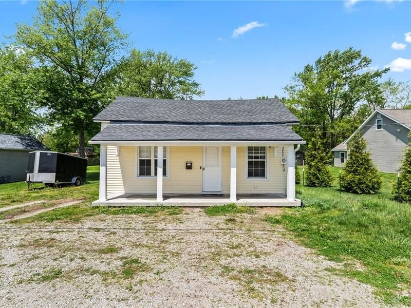 79 W Mound Street, Sabina, OH 45169 Photo 1