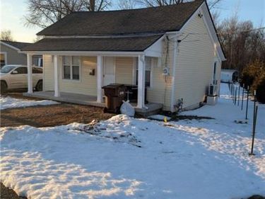 79 W Mound Street, Sabina, OH 45169