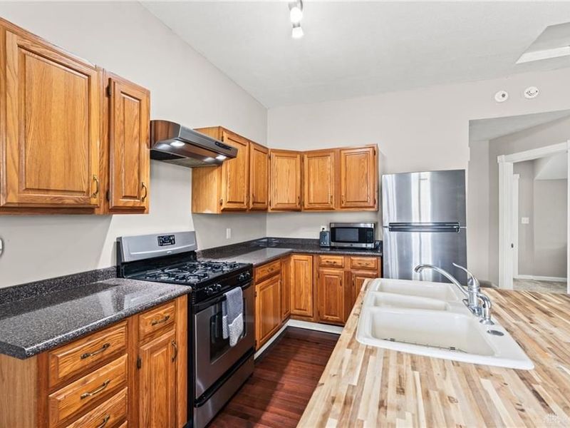 79 W Mound Street, Sabina, OH 45169 Photo 8