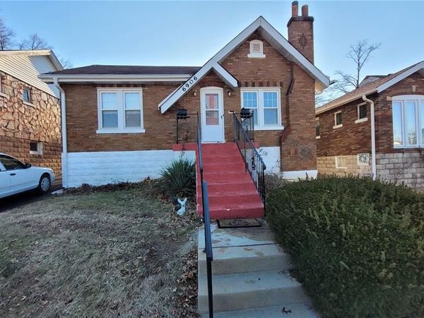 6906 Leedale Drive , Velda Village, MO 63121