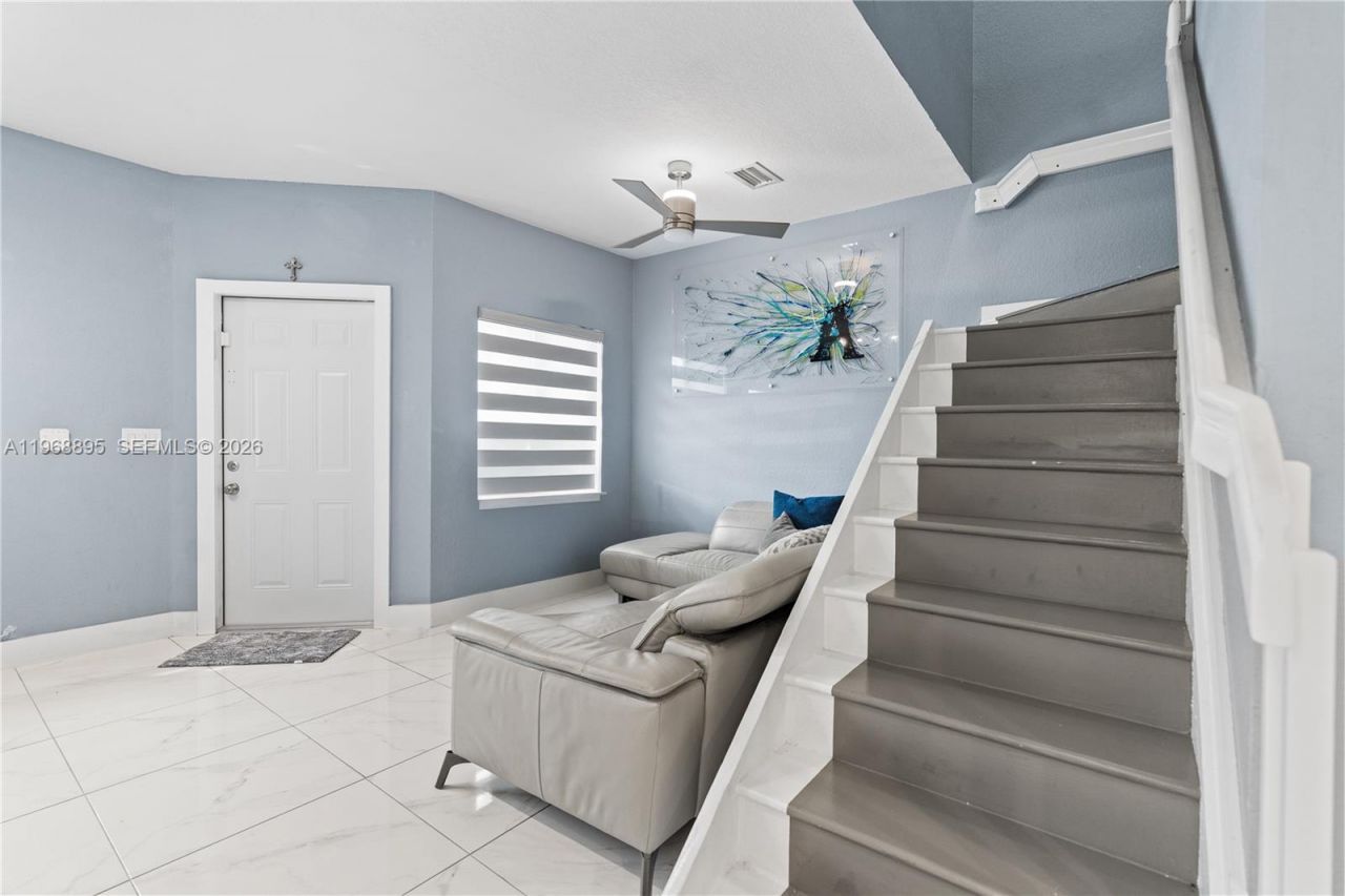 1621 SE 30th St , Unit -, Homestead, FL 33035 Photo