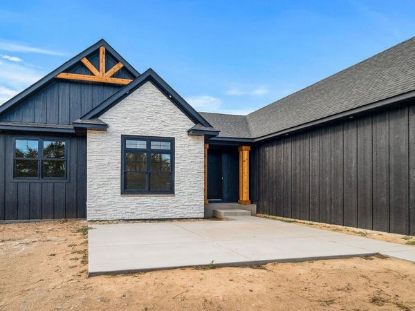 30339 Orchard Court, Center City, MN 55012