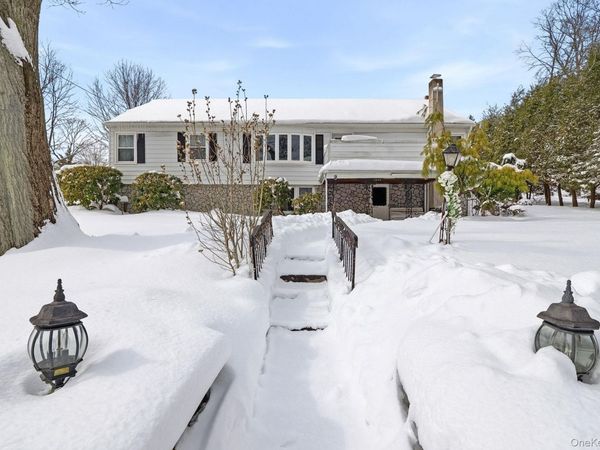 5 N Shenorock Drive, Yorktown Heights, NY 10598