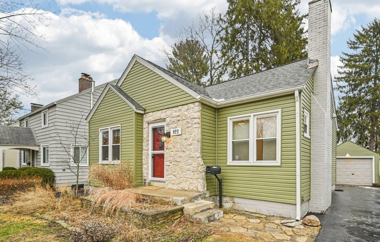 122 W Rathbone Avenue, Columbus, OH 43214 Main Photo