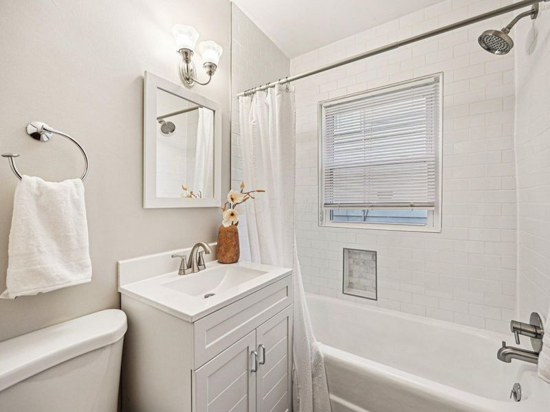 122 W Rathbone Avenue, Columbus, OH 43214 Photo 12