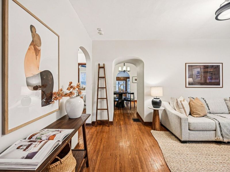 122 W Rathbone Avenue, Columbus, OH 43214 Photo 2