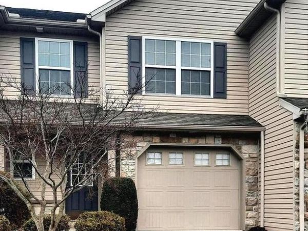 303 ANTILLES COURT, MECHANICSBURG, PA 17050