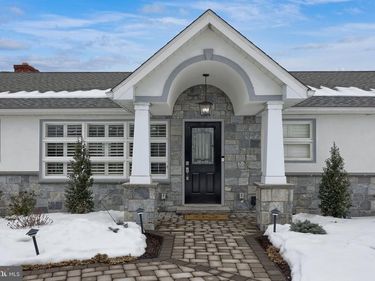 644 BROWNSVILLE ROAD, READING, PA 19608