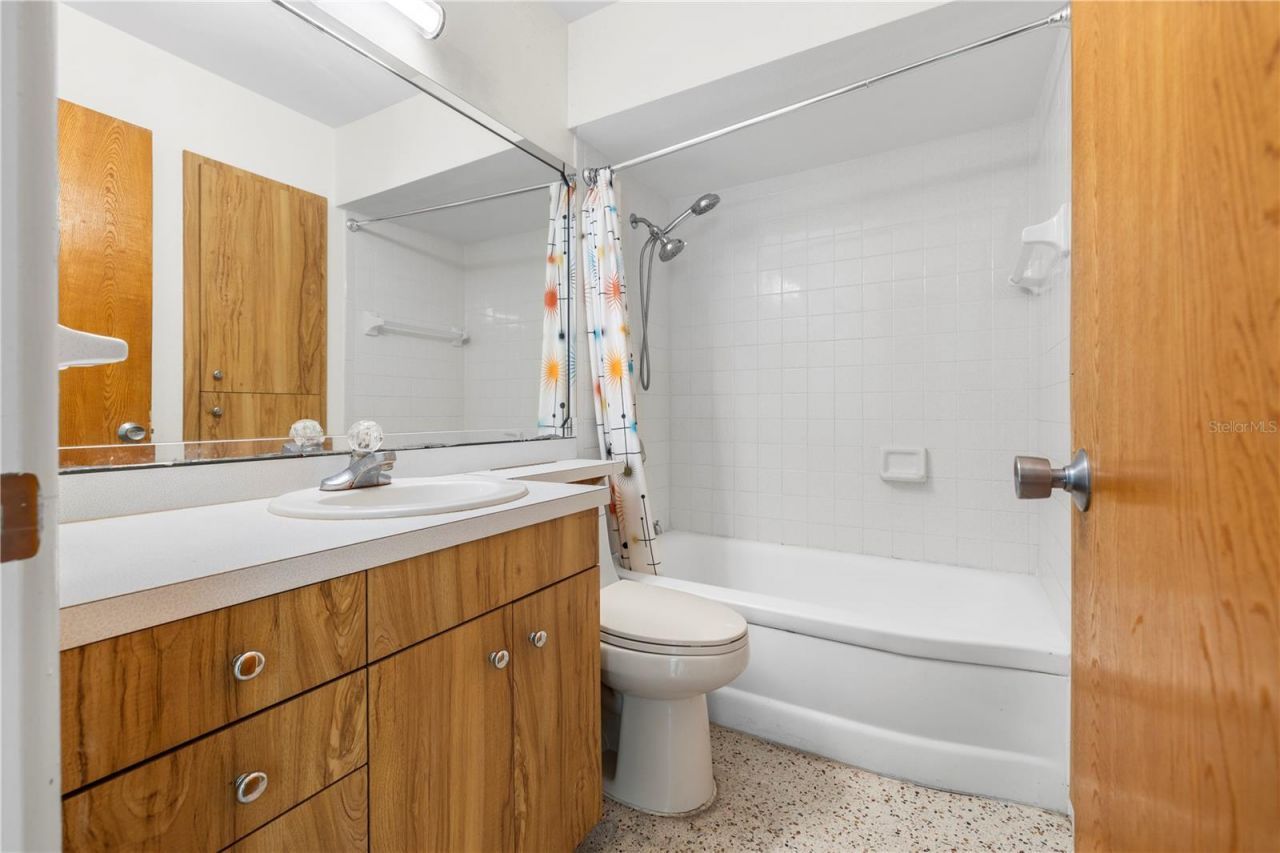 5589 46th Avenue N, Kenneth City, FL 33709 Photo