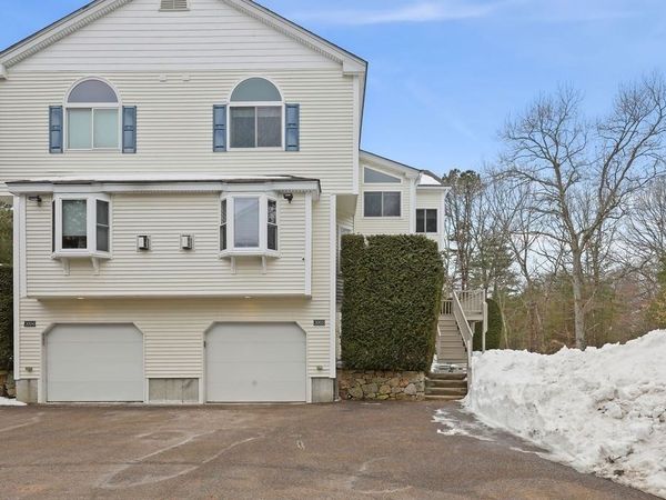 3003 Maple Brook Rd, Unit 3003, Bellingham, MA 02019