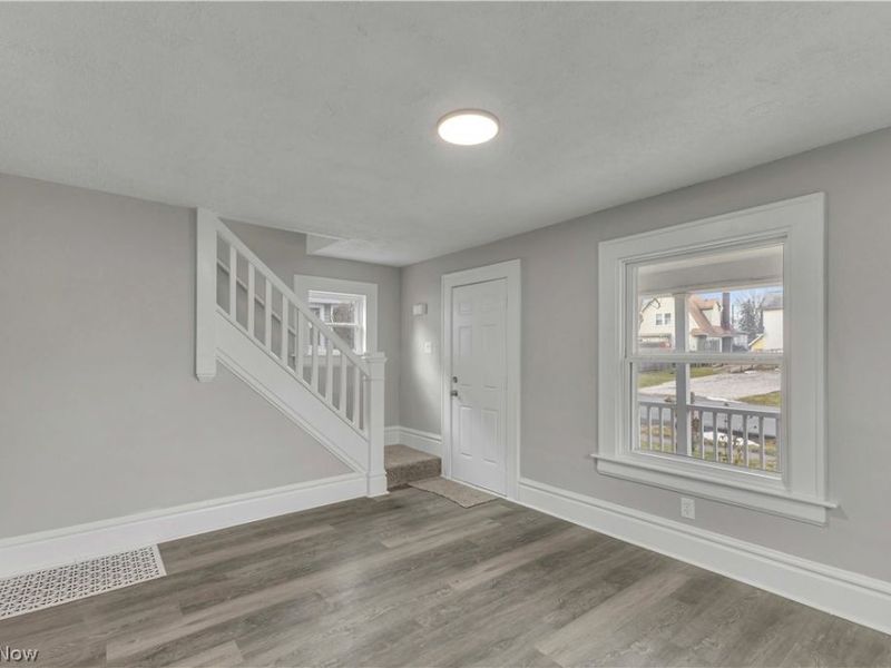 642 Nutwood Avenue, Cuyahoga Falls, OH 44221 Photo 10