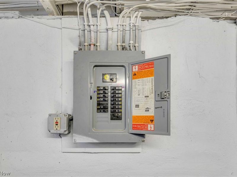 642 Nutwood Avenue, Cuyahoga Falls, OH 44221 Photo 26