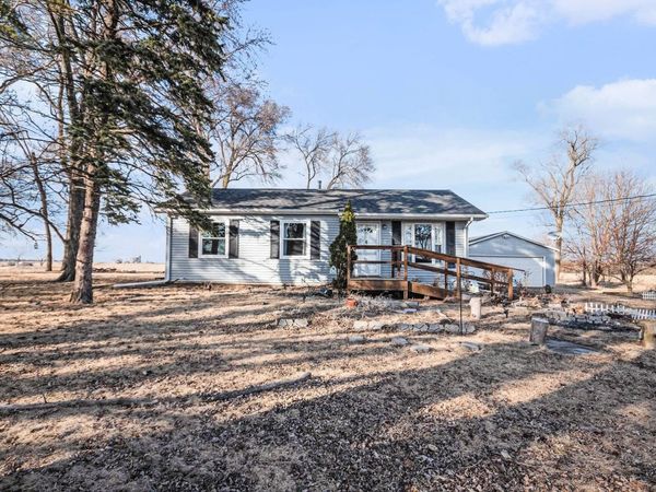 9021 Rt. 52, Newark, IL 60541