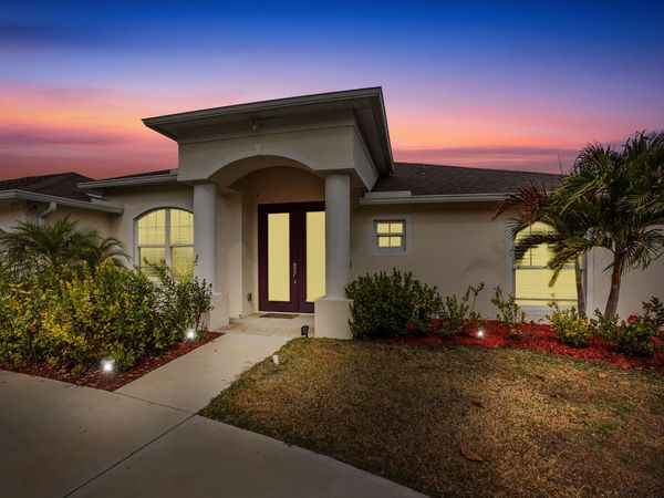 101 SW Nativity Terrace, Port St. Lucie, FL 34984