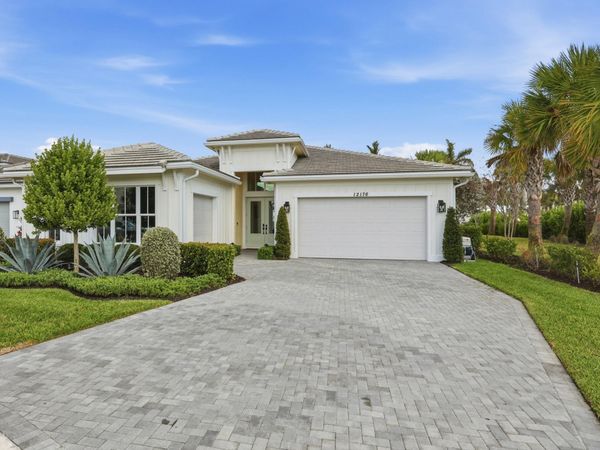 12176 Waterstone Circle, Palm Beach Gardens, FL 33412