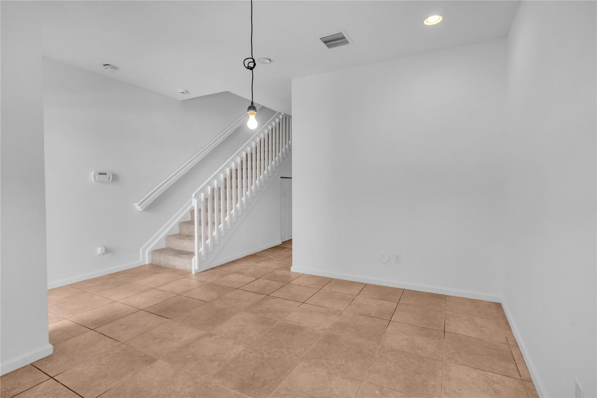 5940 Woodlands Blvd, Unit 5940, Tamarac, FL 33319 Photo