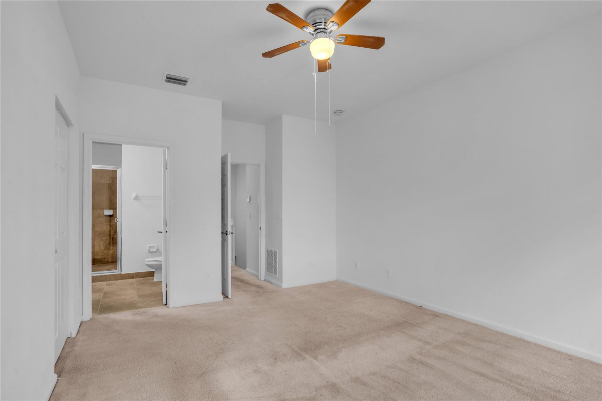 5940 Woodlands Blvd, Unit 5940, Tamarac, FL 33319 Photo