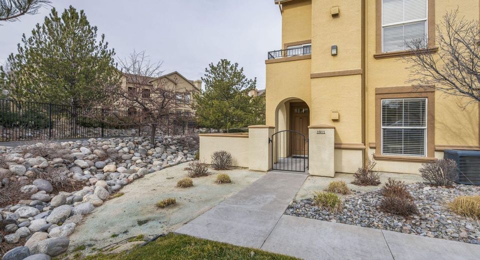 17000 Wedge Parkway, Unit 1911, Reno, NV 89511 Photo