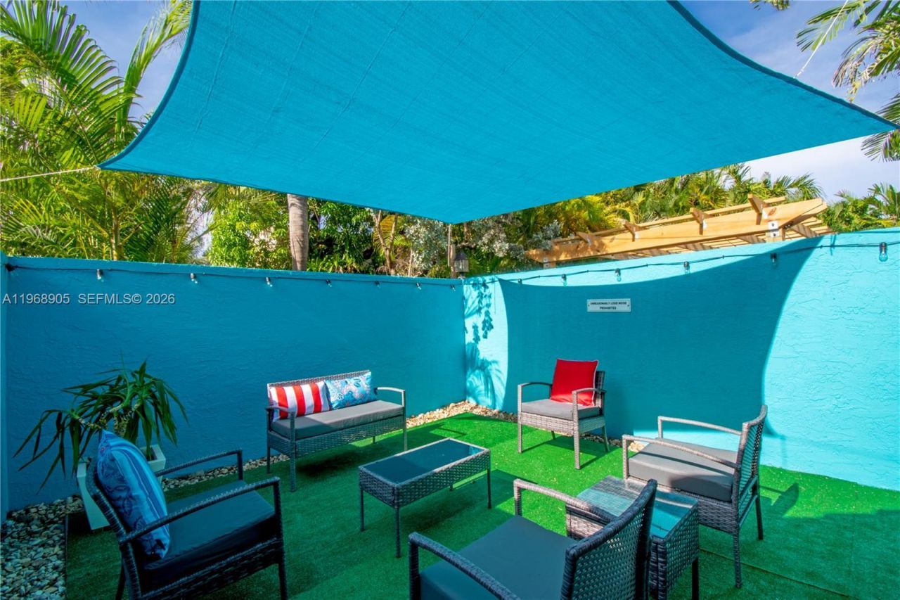 1633 Tyler St, Hollywood, FL 33020 Photo