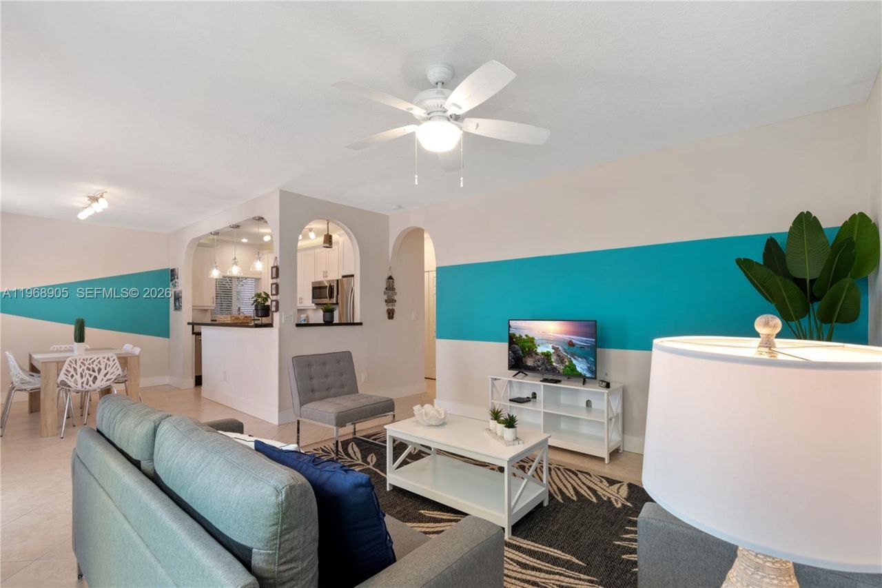 1633 Tyler St, Hollywood, FL 33020 Photo