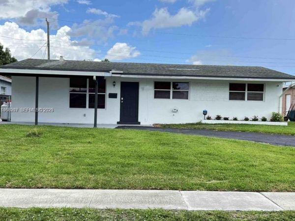 2841 SW 4th Ct, Fort Lauderdale, FL 33312