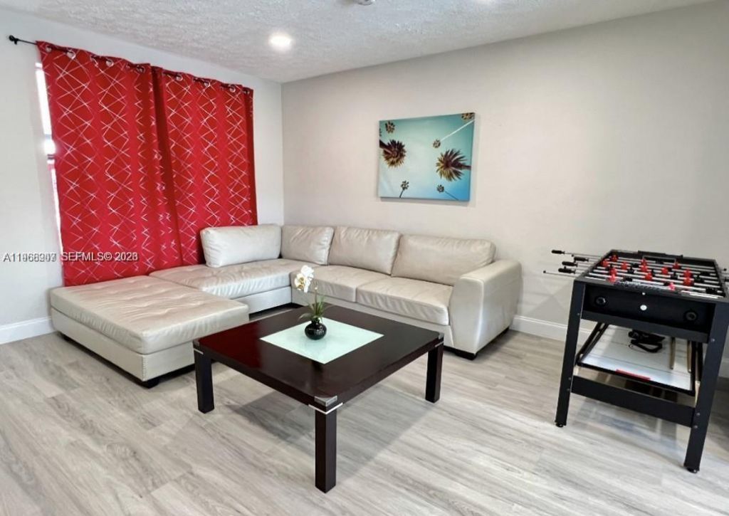 2841 SW 4th Ct, Fort Lauderdale, FL 33312 Photo