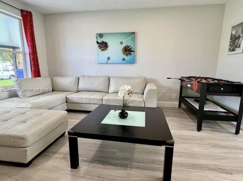 2841 SW 4th Ct, Fort Lauderdale, FL 33312 Photo