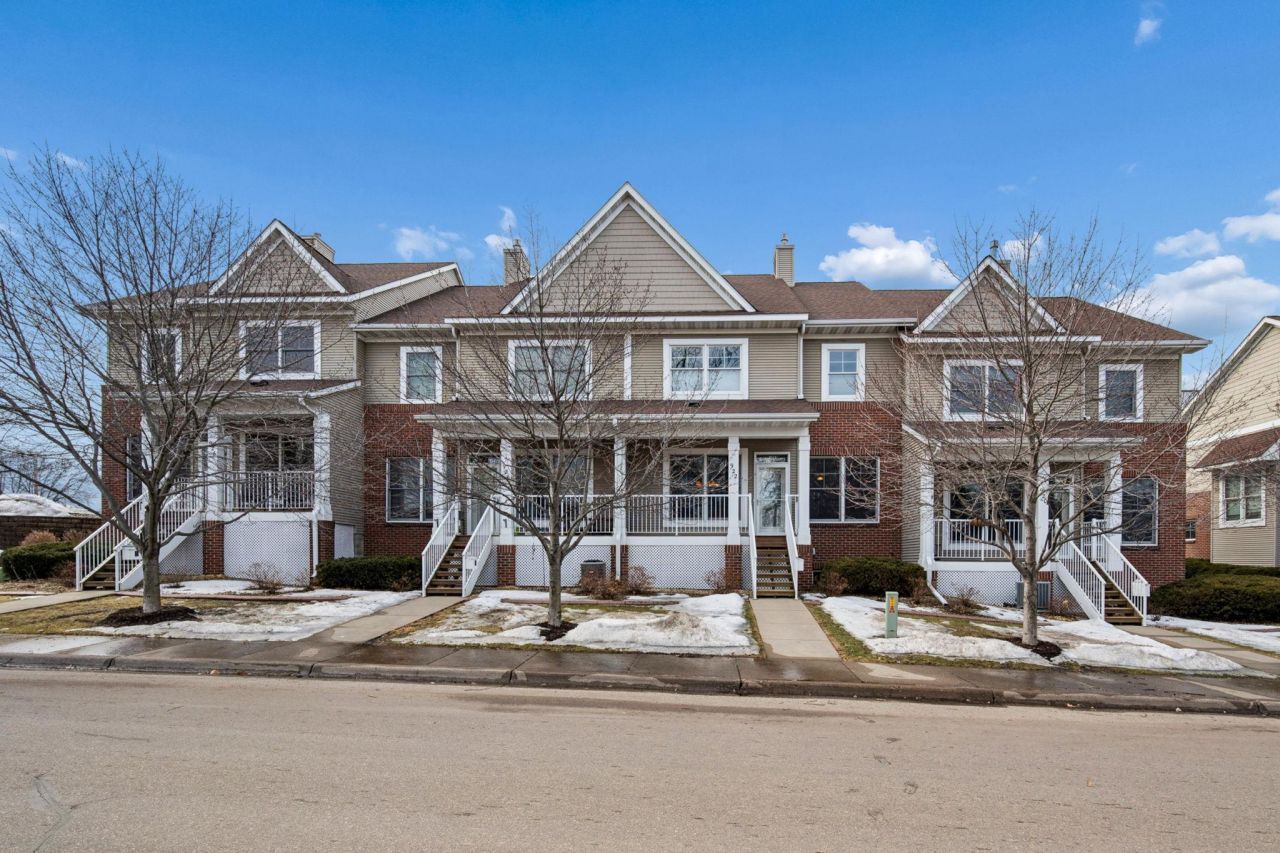 922 Ramsey Street, Hastings, MN 55033 Main Photo