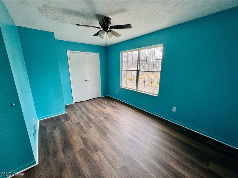 359 W Chalmers Avenue, Youngstown, OH 44511 Photo 13