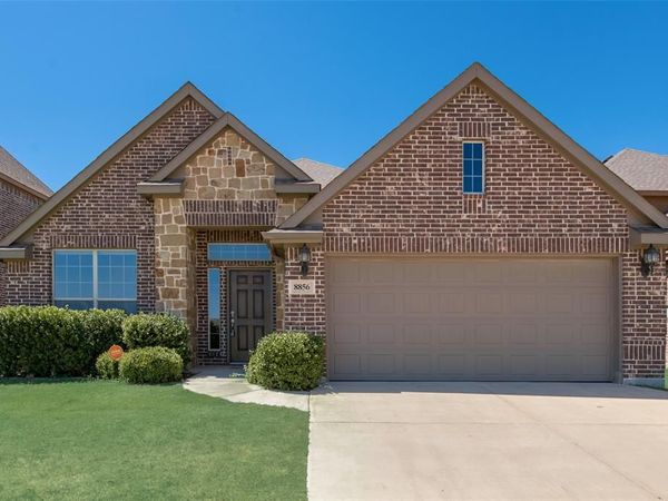 8856 Devonshire Drive, Fort Worth, TX 76131