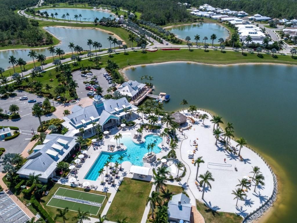 14591 Edgewater Cir, Naples, FL 34114 Photo