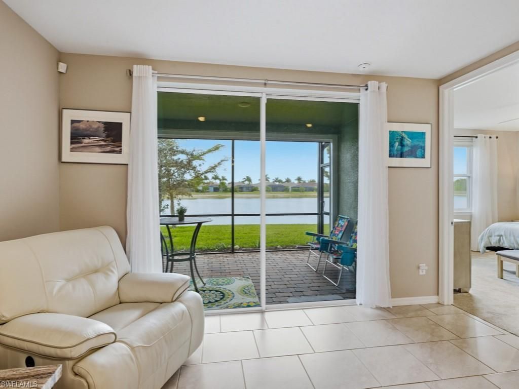 14591 Edgewater Cir, Naples, FL 34114 Photo