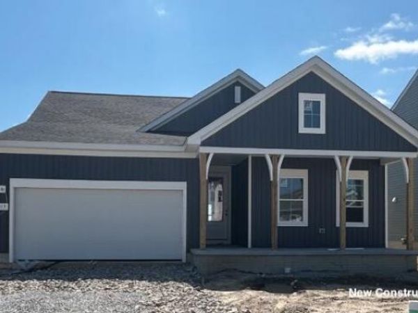 919 Darter Drive, Bowling Green, OH 43402