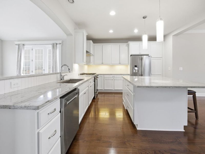 8057 Pleasant Drive , Dublin, OH 43016 Photo 12