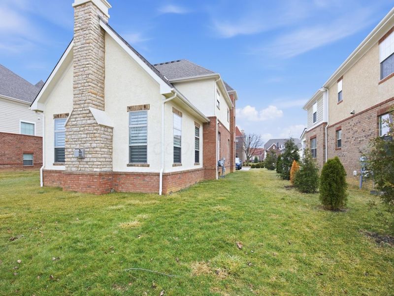 8057 Pleasant Drive , Dublin, OH 43016 Photo 38