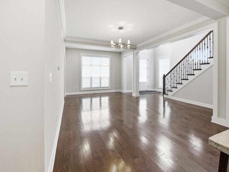 8057 Pleasant Drive , Dublin, OH 43016 Photo 5