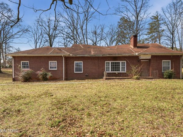 301 Grata Rd, Knoxville, TN 37914