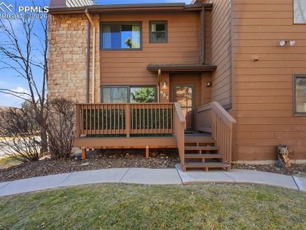 983 Moorings Drive, Colorado Springs, CO 80906