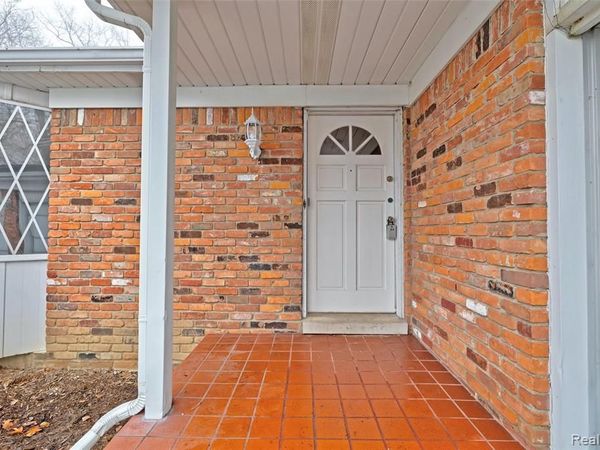 5936 Warbler Drive, Independence Twp, MI 48346