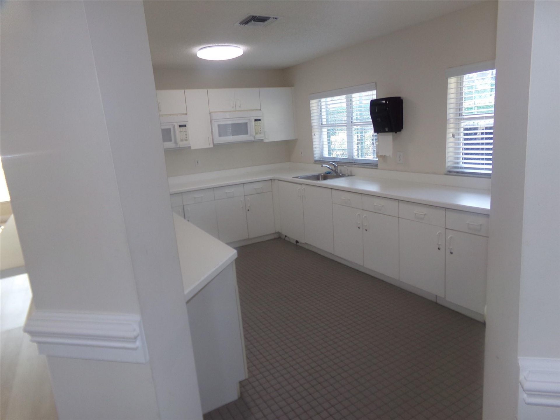 9563 Weldon Circle, Unit D110, Tamarac, FL 33321 Photo