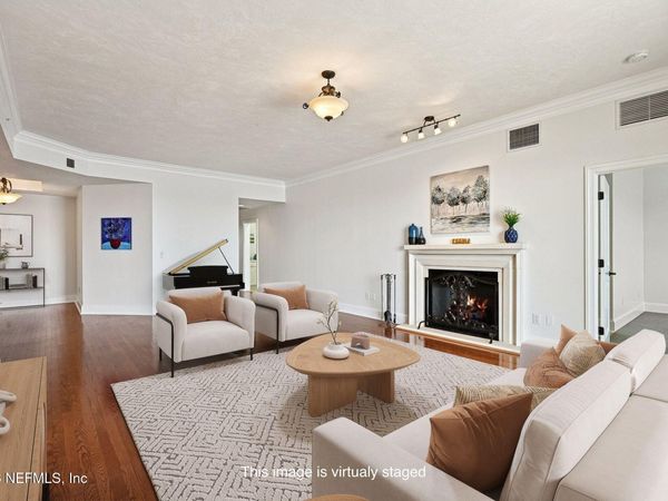2358 RIVERSIDE Avenue, Unit 405, Jacksonville, FL 32204