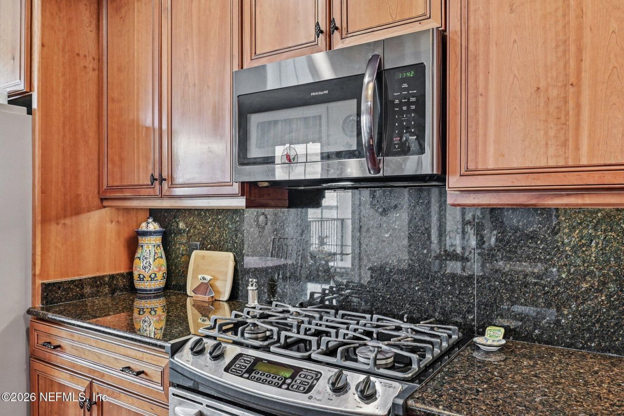 2358 Riverside Avenue, Unit 405, Jacksonville, FL 32204 Photo